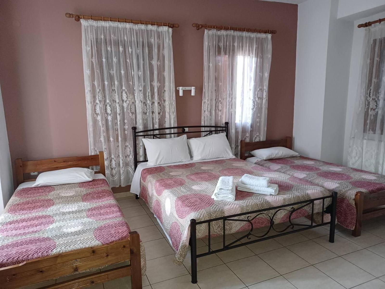 Maravelias Rooms Tríkeri Exterior foto